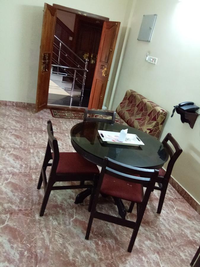 Anandkrishna Residency Hotel Guruvayur Exterior photo